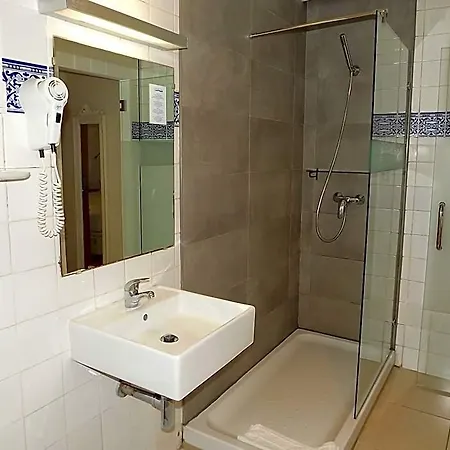 Hotel Mar Azul Lagos