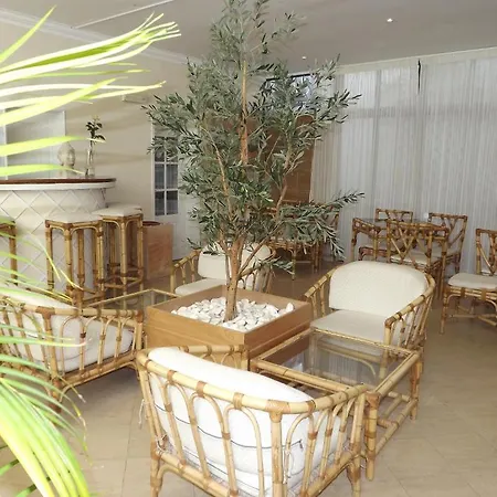 Hotel Mar Azul 2*