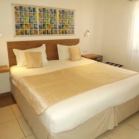 Hotel Mar Azul 2*