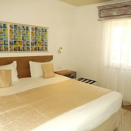 Hotel Mar Azul 2*