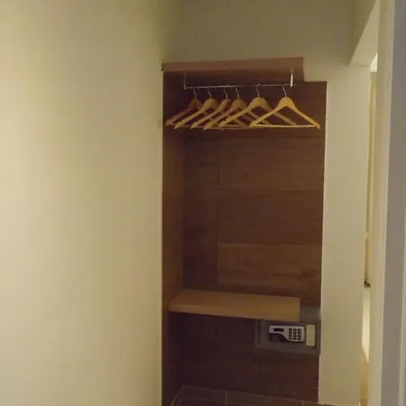 فندق Mar Azul 2*